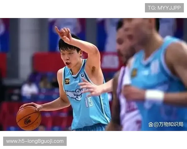 杨瀚森赴美追梦倒计时 青岛男篮如何在核心离队前完成重建布局